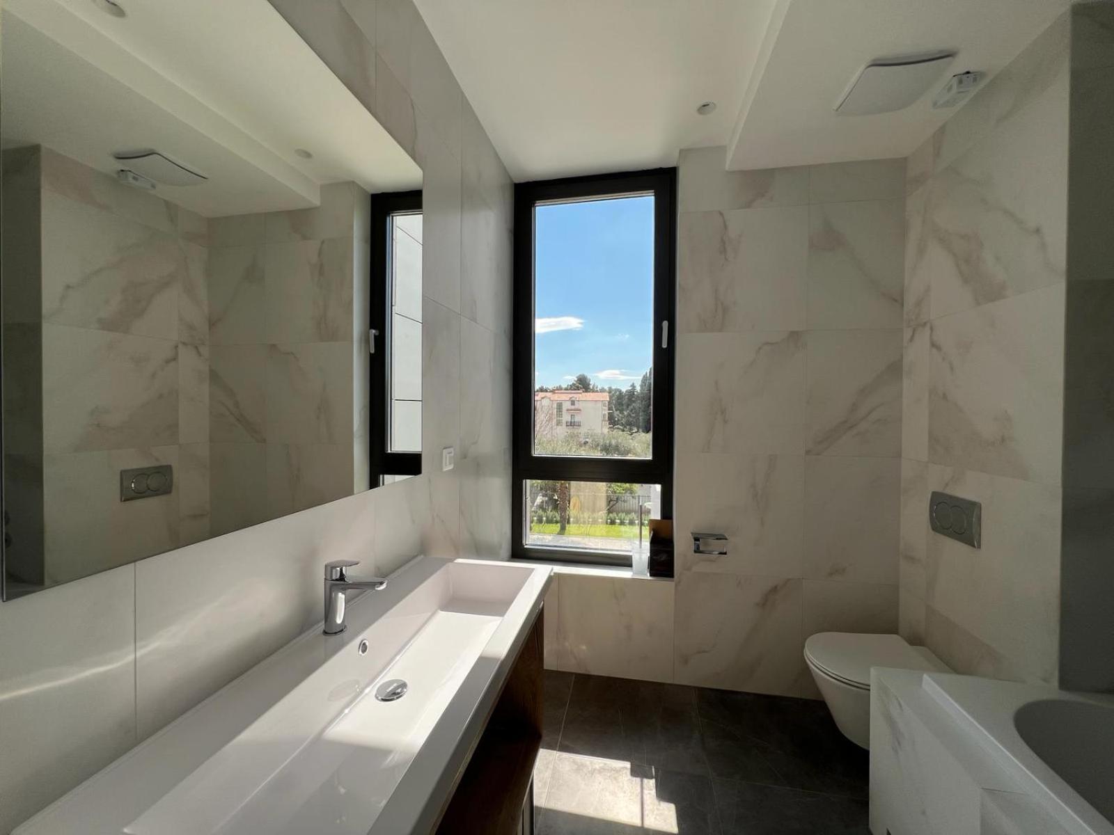 Hotel Oscar Kaštela エクステリア 写真
