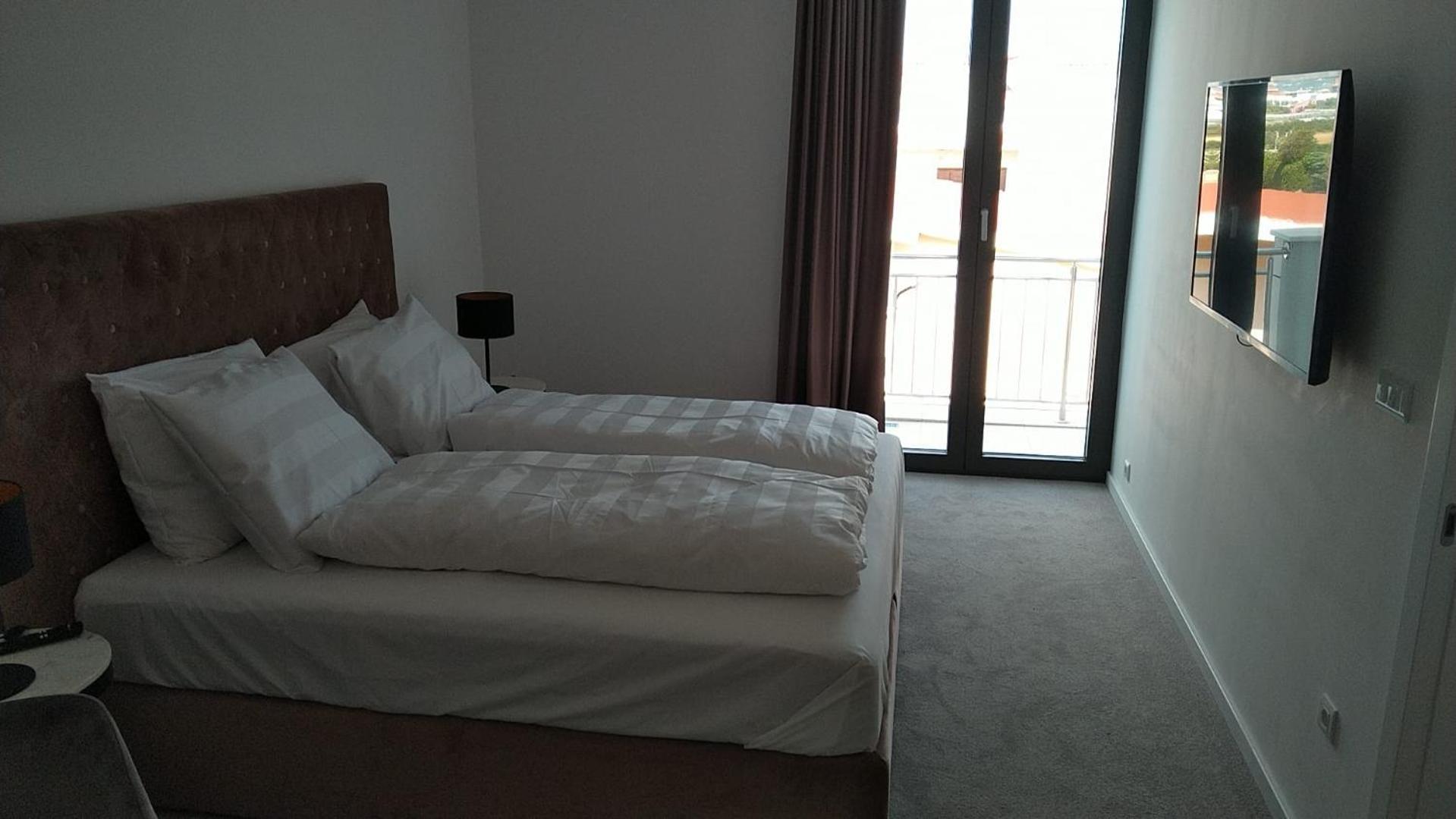 Hotel Oscar Kaštela エクステリア 写真