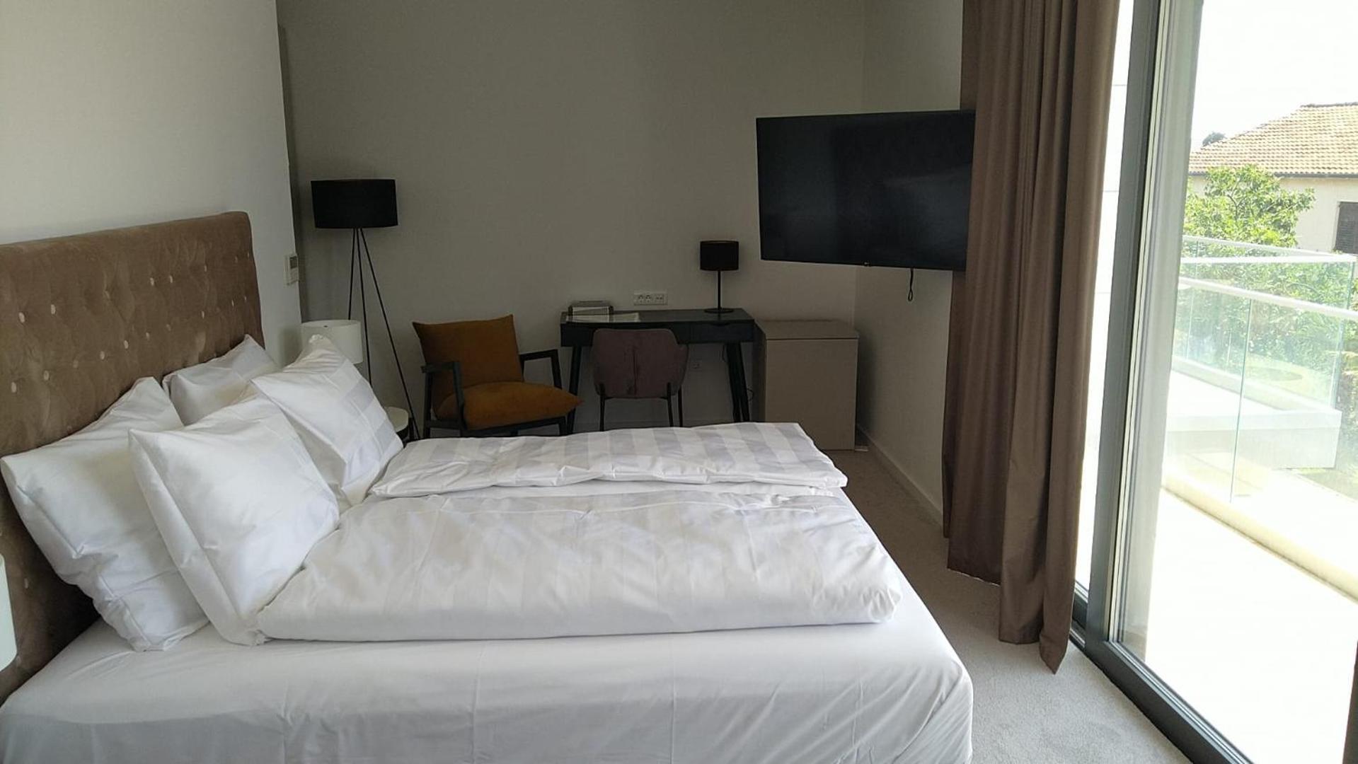 Hotel Oscar Kaštela エクステリア 写真