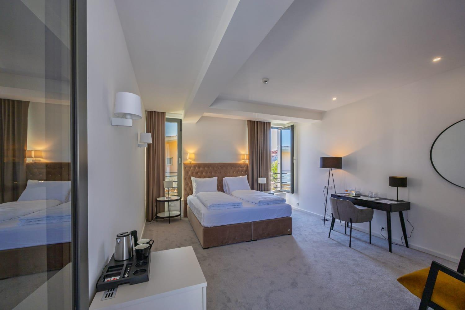 Hotel Oscar Kaštela エクステリア 写真